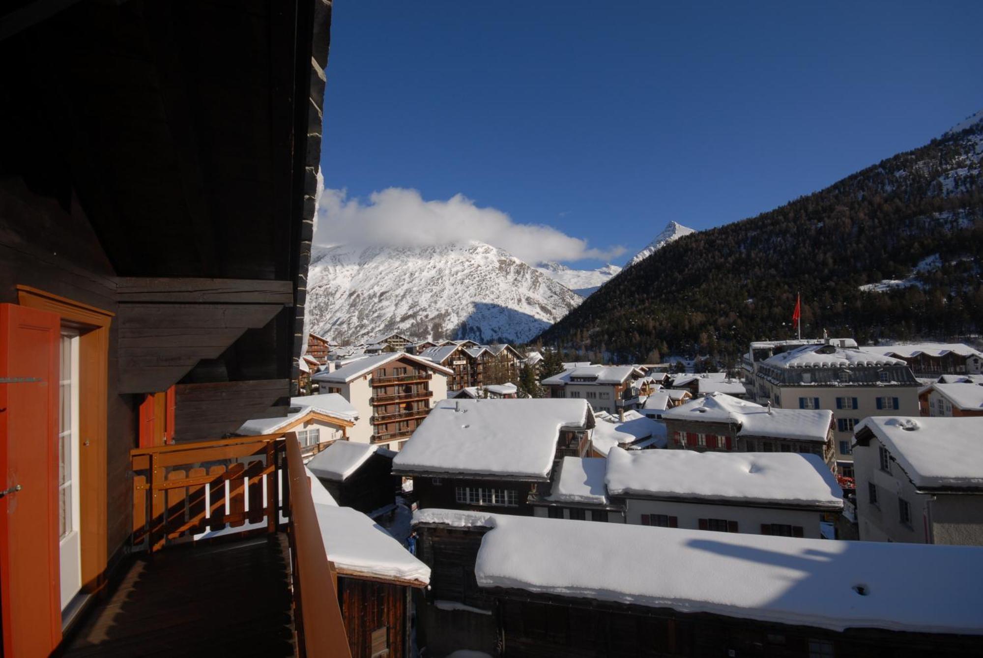 Chalet Alpenruh Saas Fee Rum bild
